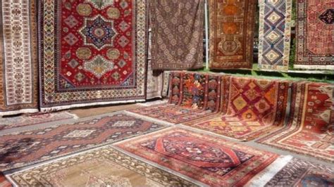  The Legend of the Lost Carpet: A Journey Through Anatolian Whimsy and Hidden Meanings!